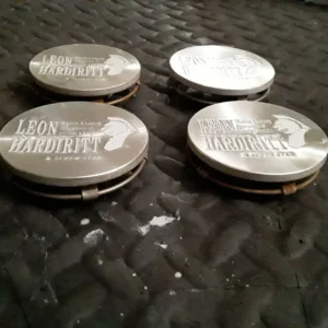 Leon Hardiritt Center Caps